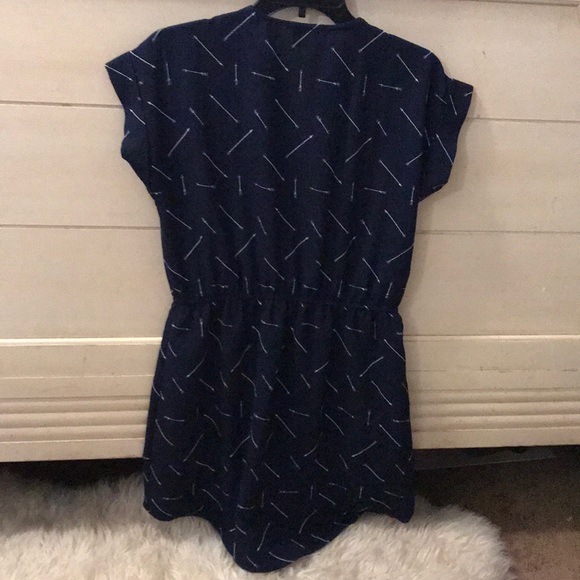 Short dress - Picture 4 of 4